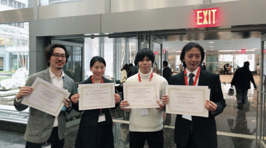研修中に米国日本人医師会で学生部門優秀賞を受賞した米田あゆさん